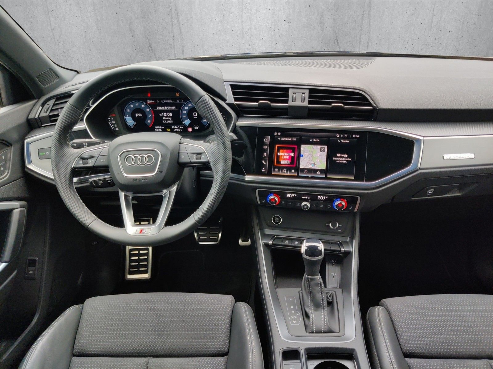 Audi Q3 40 TFSI quattro S line S tronic - Samsaru's Car Outlet