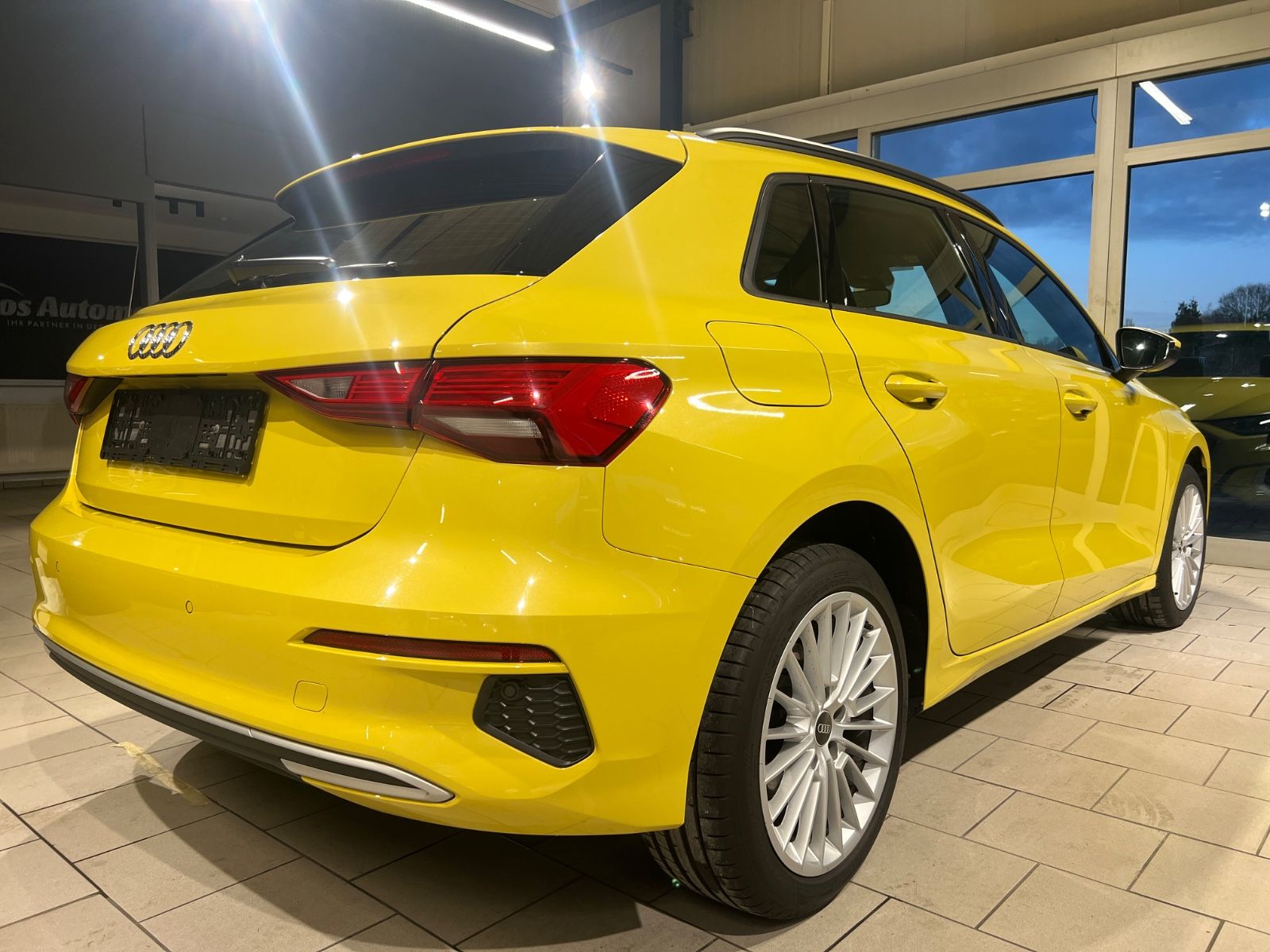 Audi A3 Sportback 35 TDI S-LINE*NAVI*Virtual*LED*18*