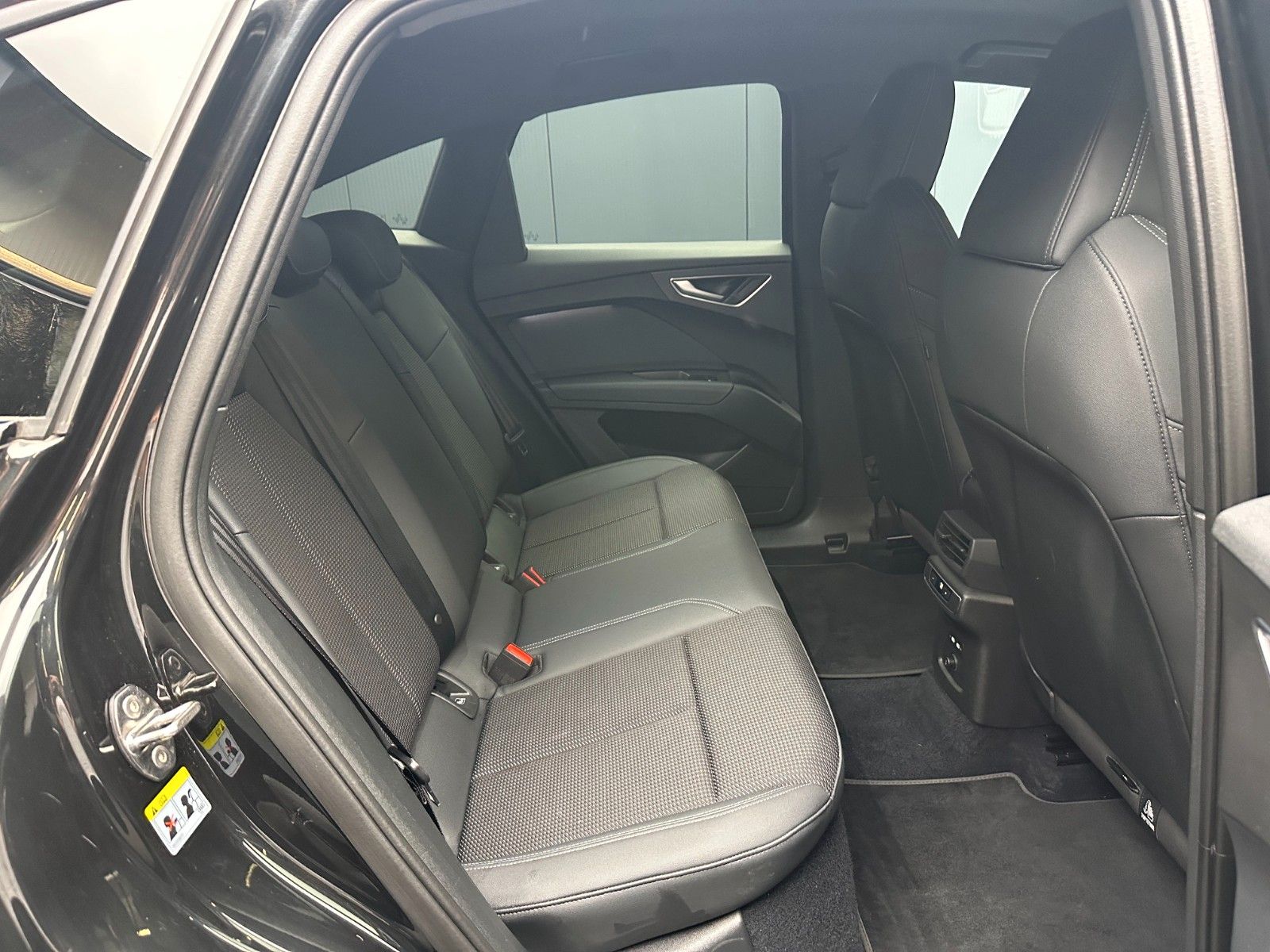 Audi Q4 e-tron Sportback 45 qua. S-Line`20Zoll*Wärmep
