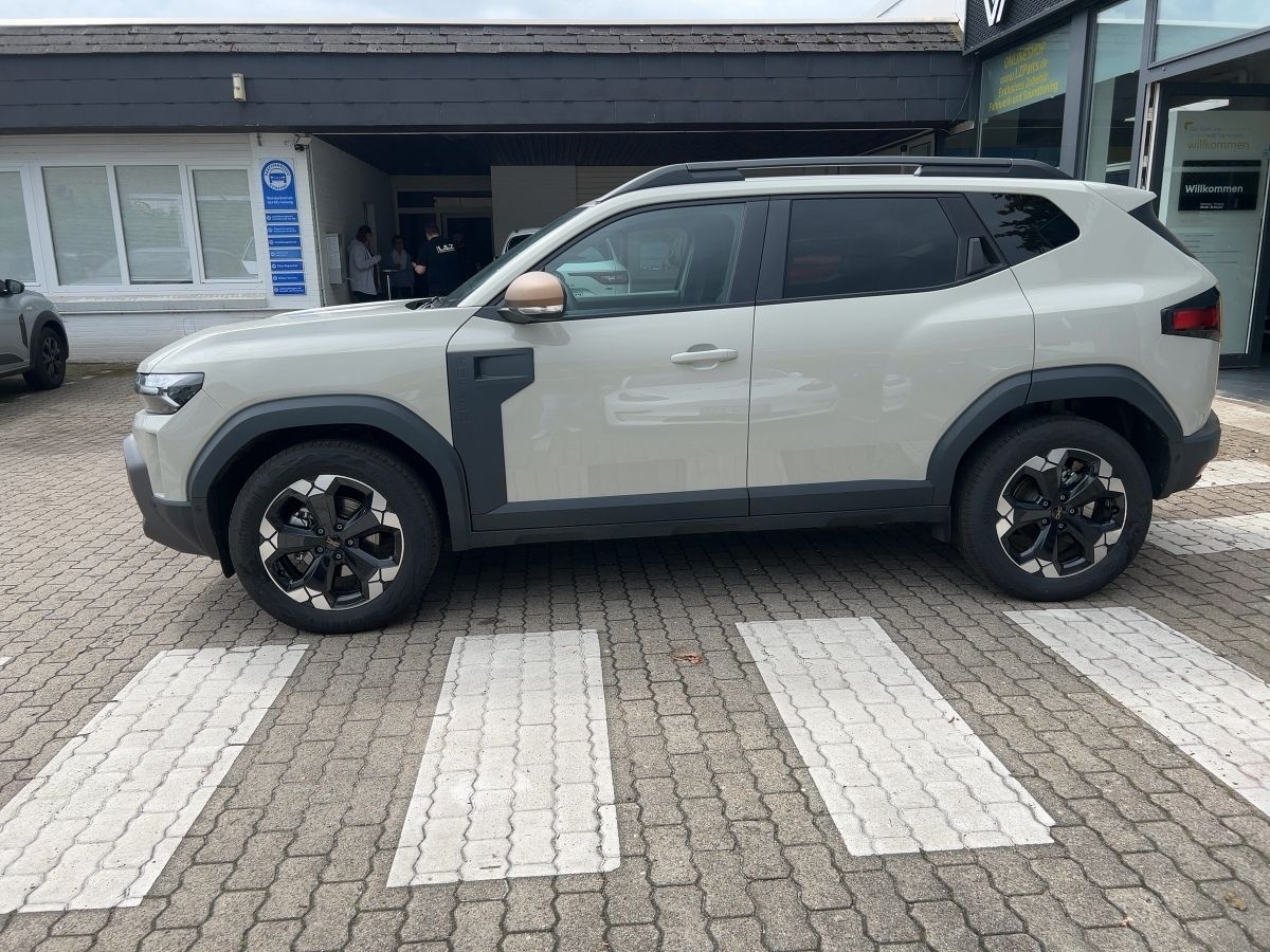 Dacia Duster Extreme HYBRID 140 - Samsaru's Car Outlet