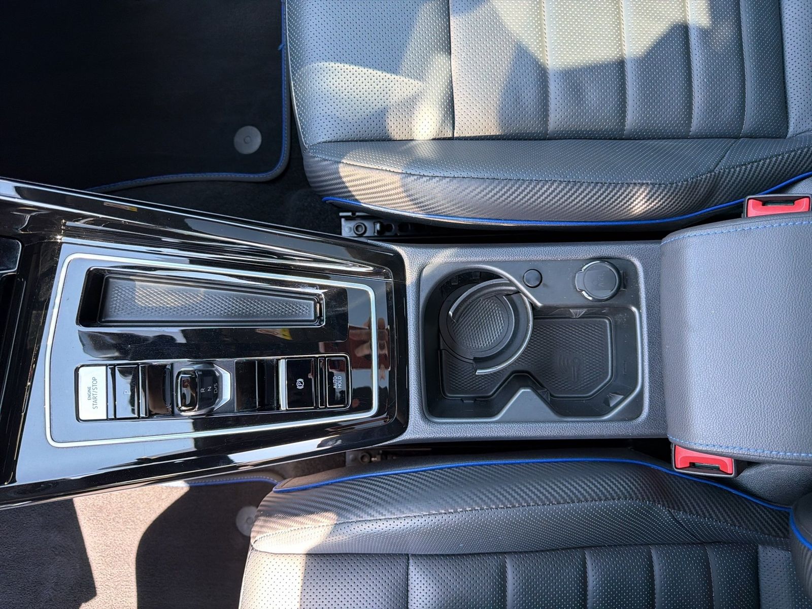 Volkswagen Golf R R-Performance/ Akrapovic DCC-Fahrwerk