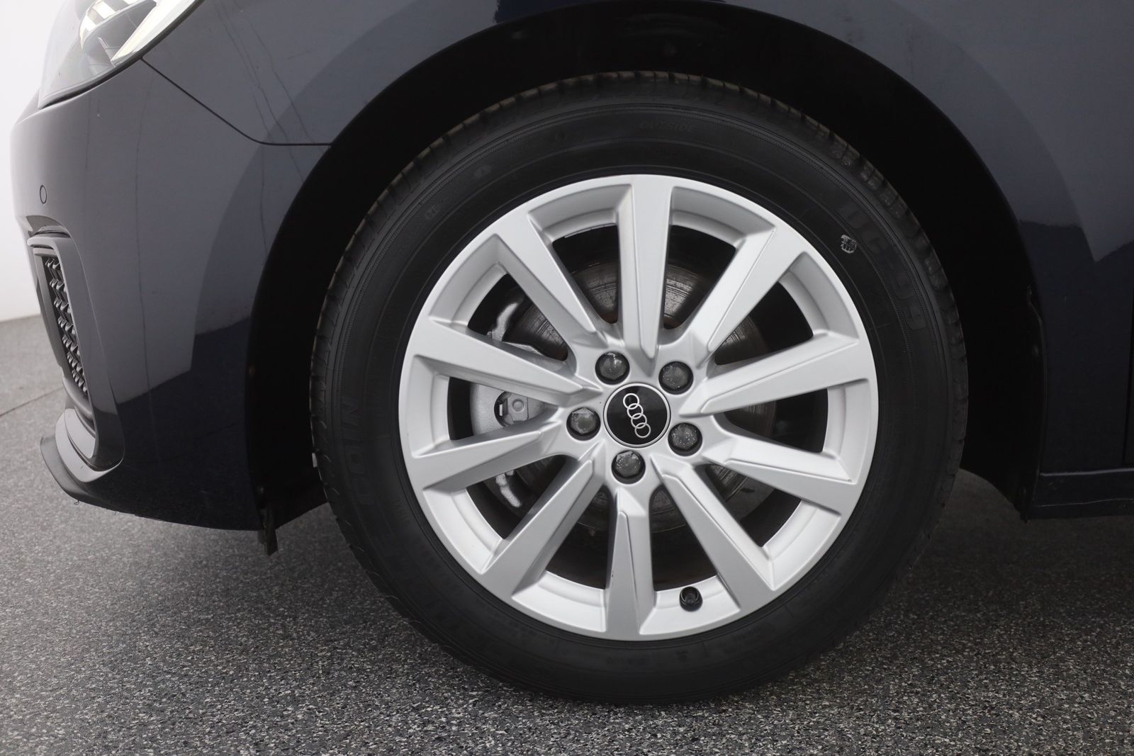 Audi A1 30 TFSI Sportback advanced - Samsaru's Car Outlet