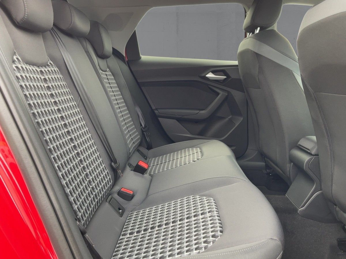 Audi A1 allstreet 30 TFSI S-TR - Samsaru's Car Outlet