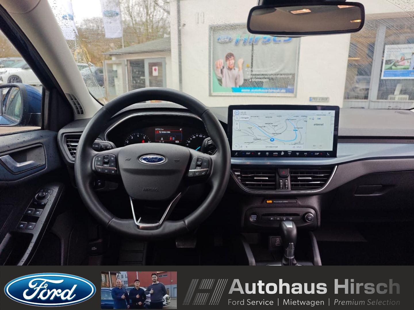 Ford Focus Turnier Active Navi LED ACC Apple CarPlay