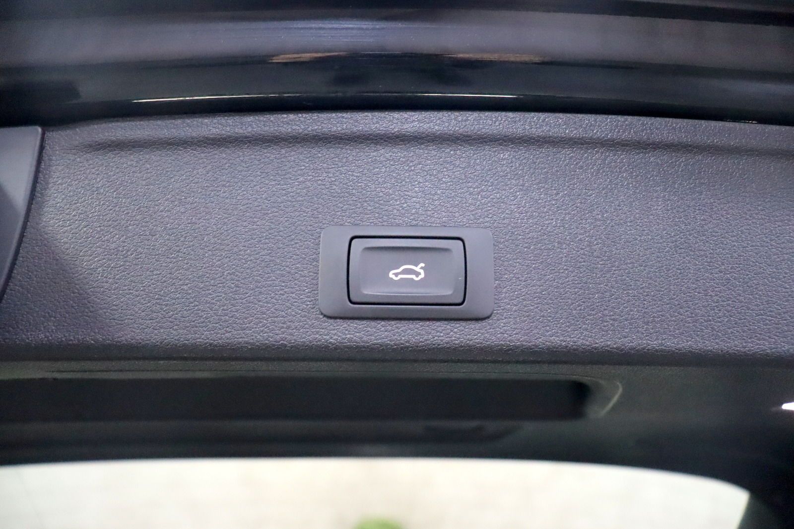 Audi A4 Avant 50 TDI Aut. Quattro S Line - Samsaru's Car Outlet