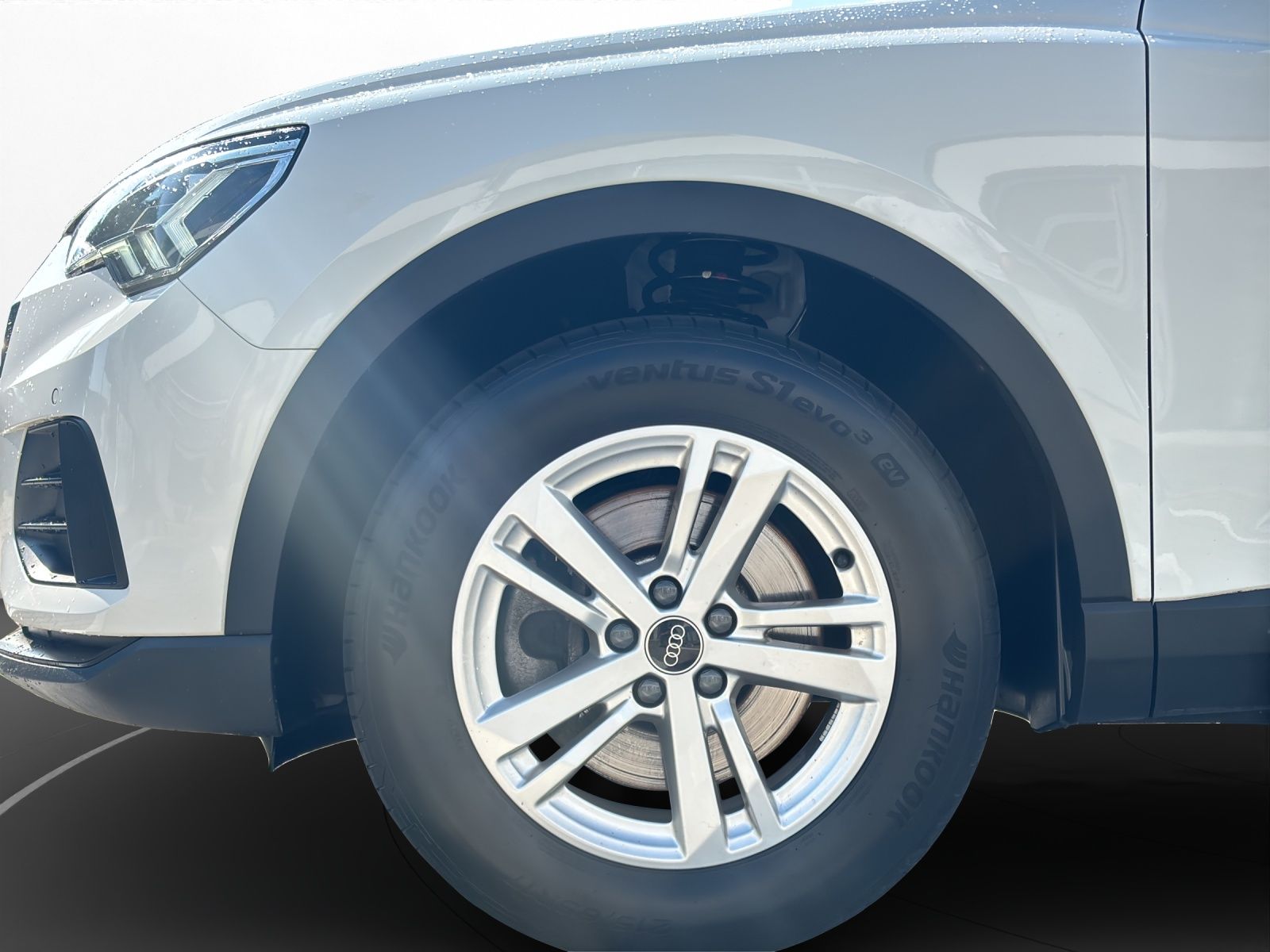Audi Q3 40 TFSI quattro S tronic - Samsaru's Car Outlet