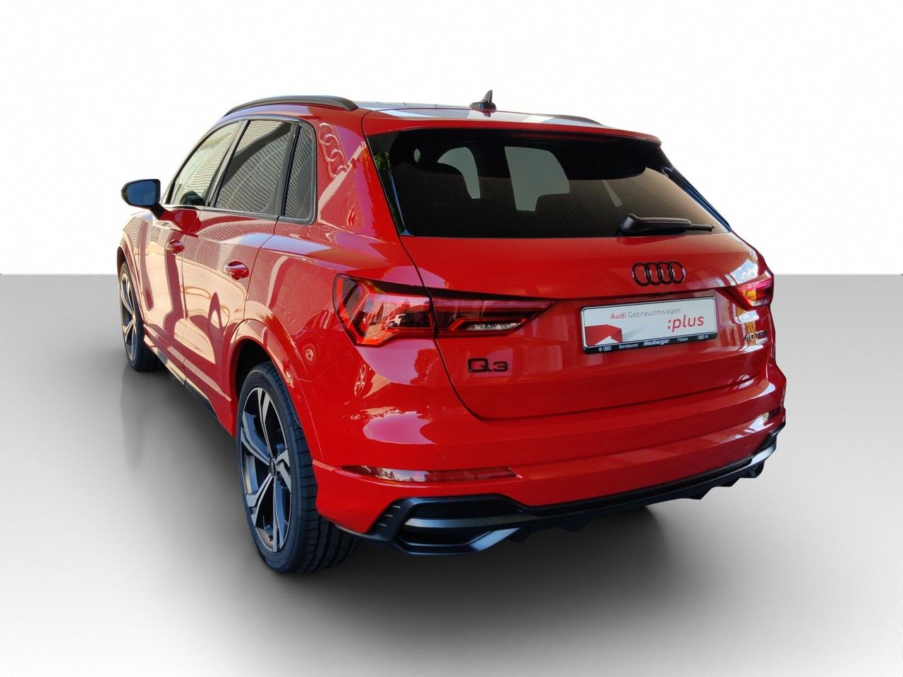 Audi Q3 40 TFSI quattro S tronic S line - Samsaru's Car Outlet
