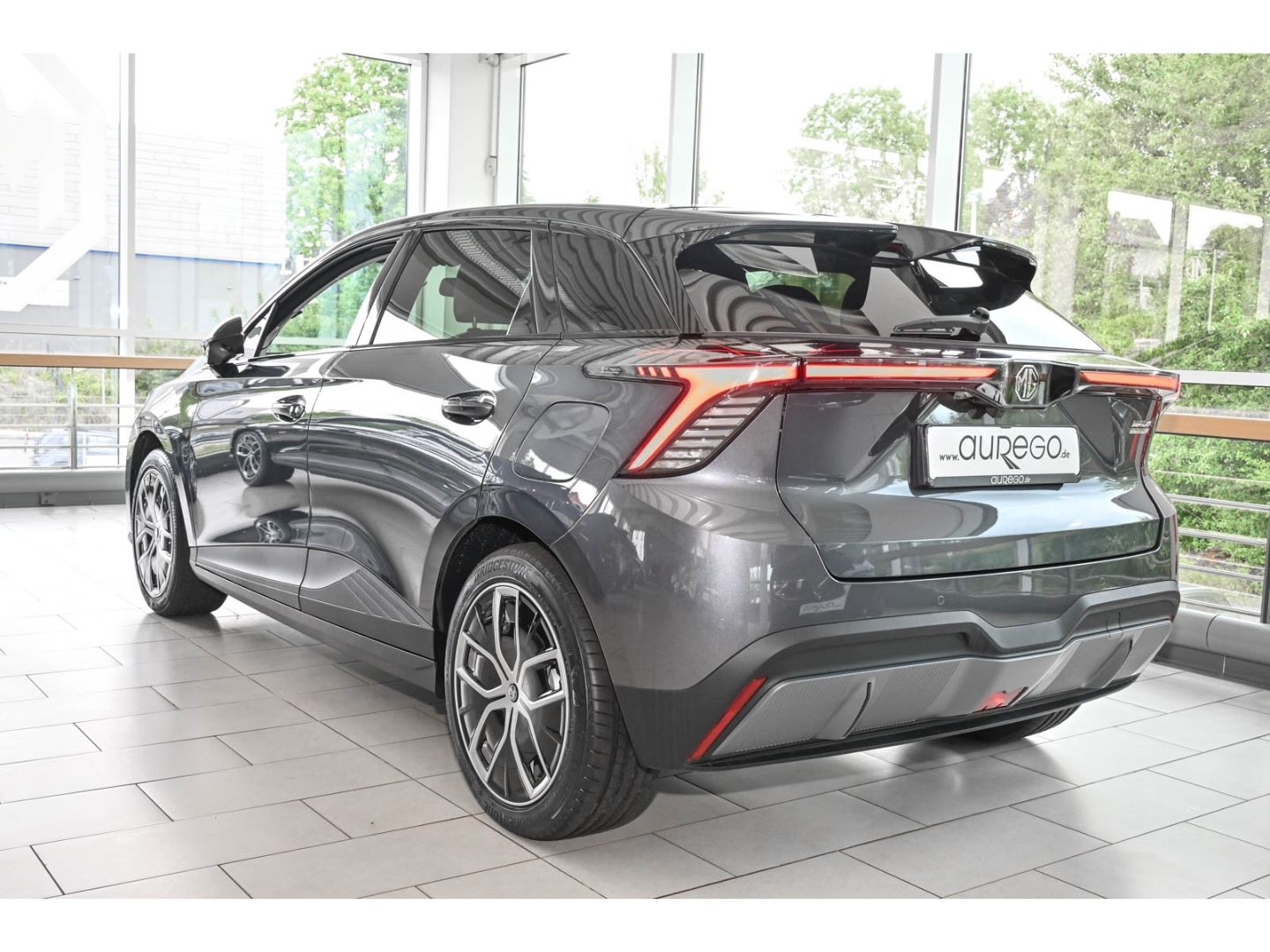 MG4 LUXURY 64 kWh+NAV+PILOT+360 °+LED+DAB + APPL