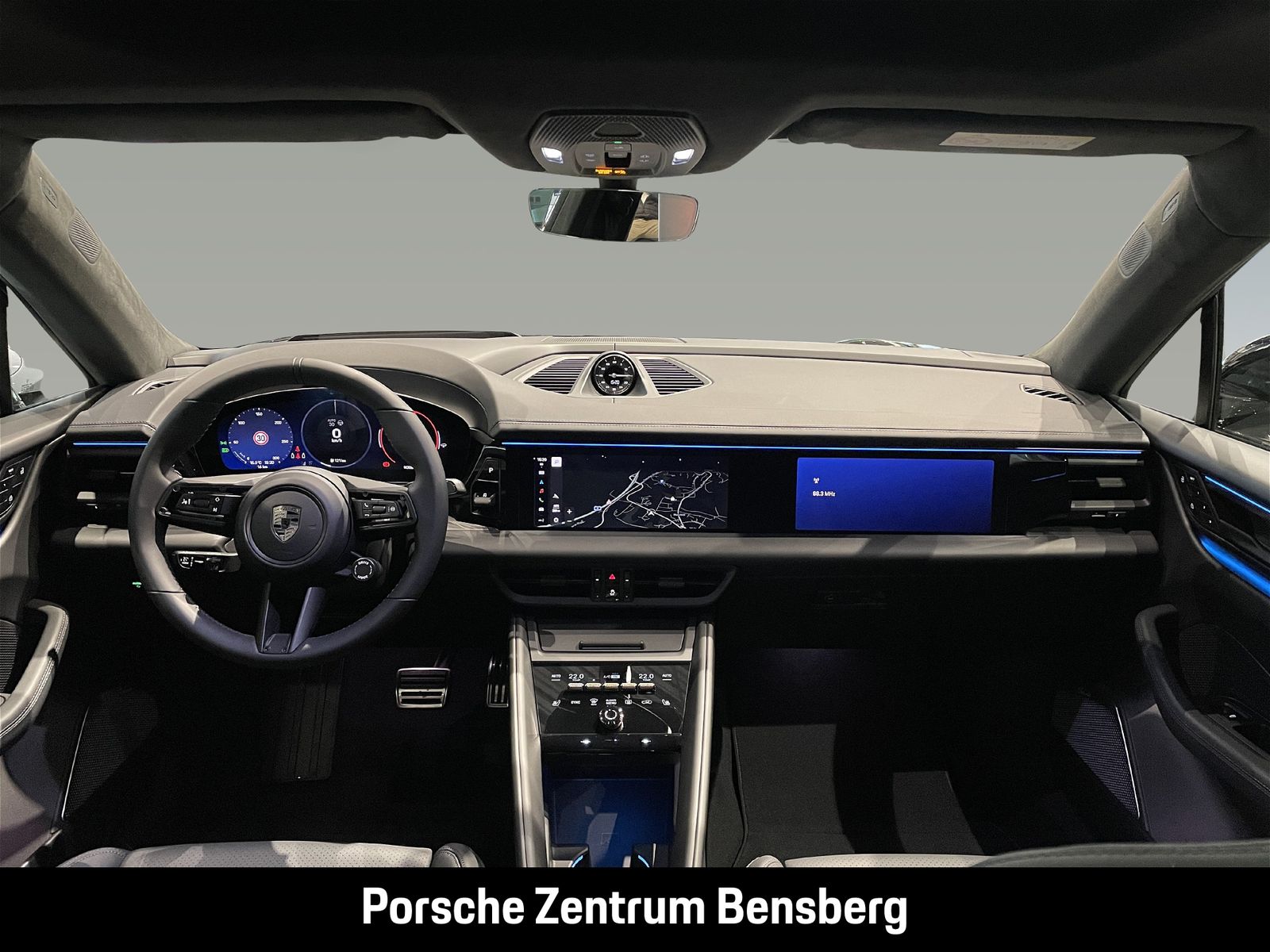 Porsche Macan Turbo Electric