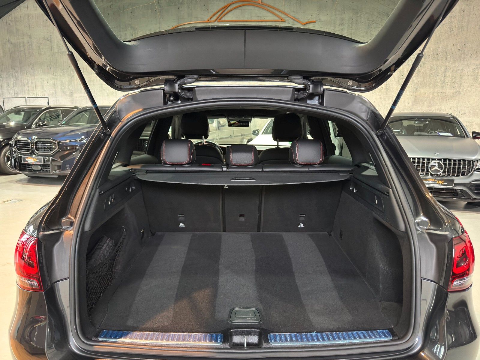 Mercedes-Benz GLC 43 AMG/4Matic/PANO/LED/AHK/360*/STHZ