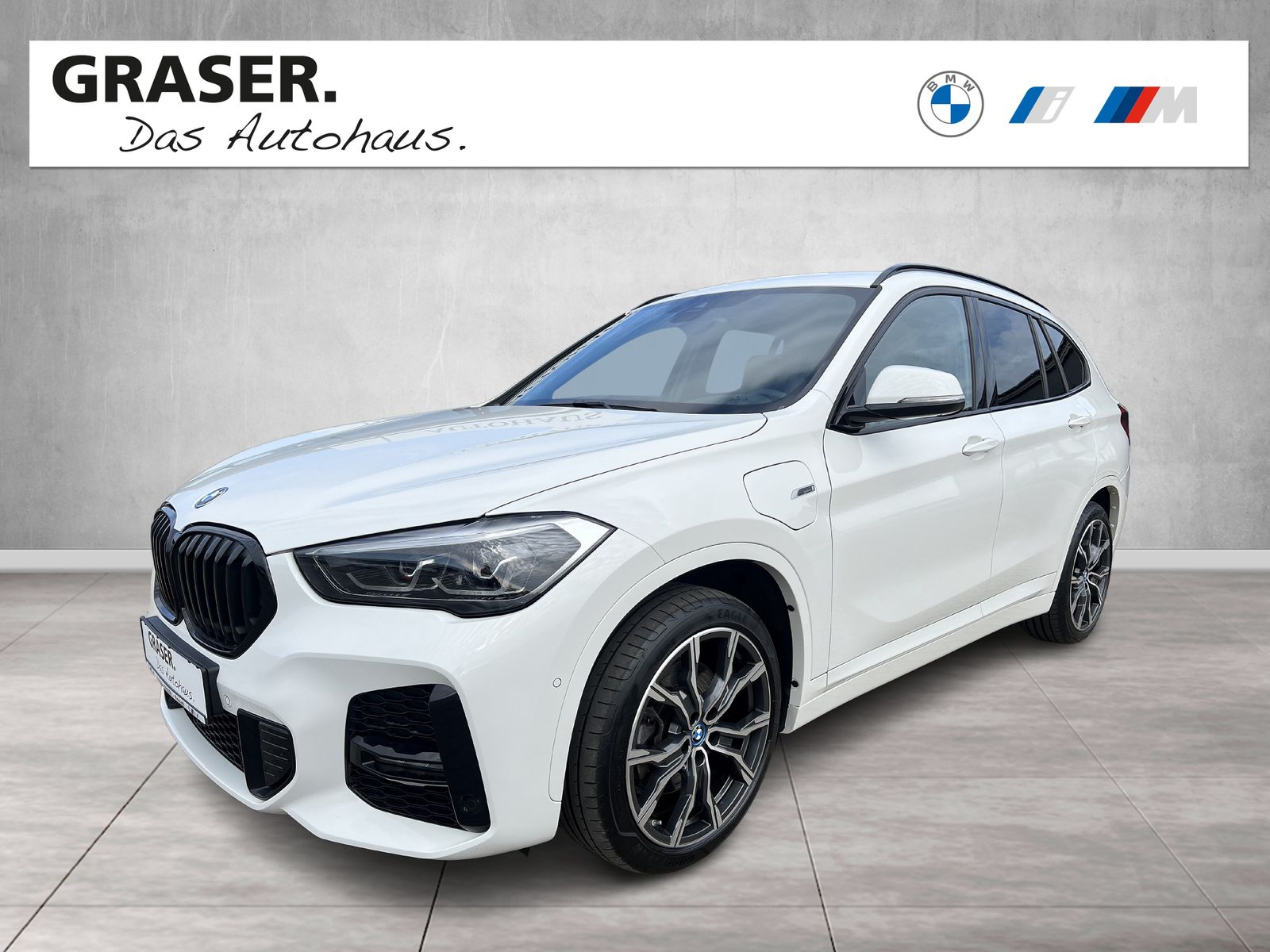 BMW X1 xDrive25e M Sportpaket - Samsaru's Car Outlet