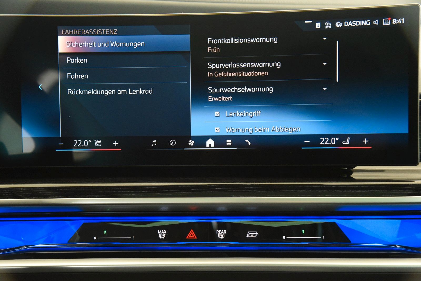 BMW 740d xDrive M Sport Pro StandHzg HUD 360° Alarm