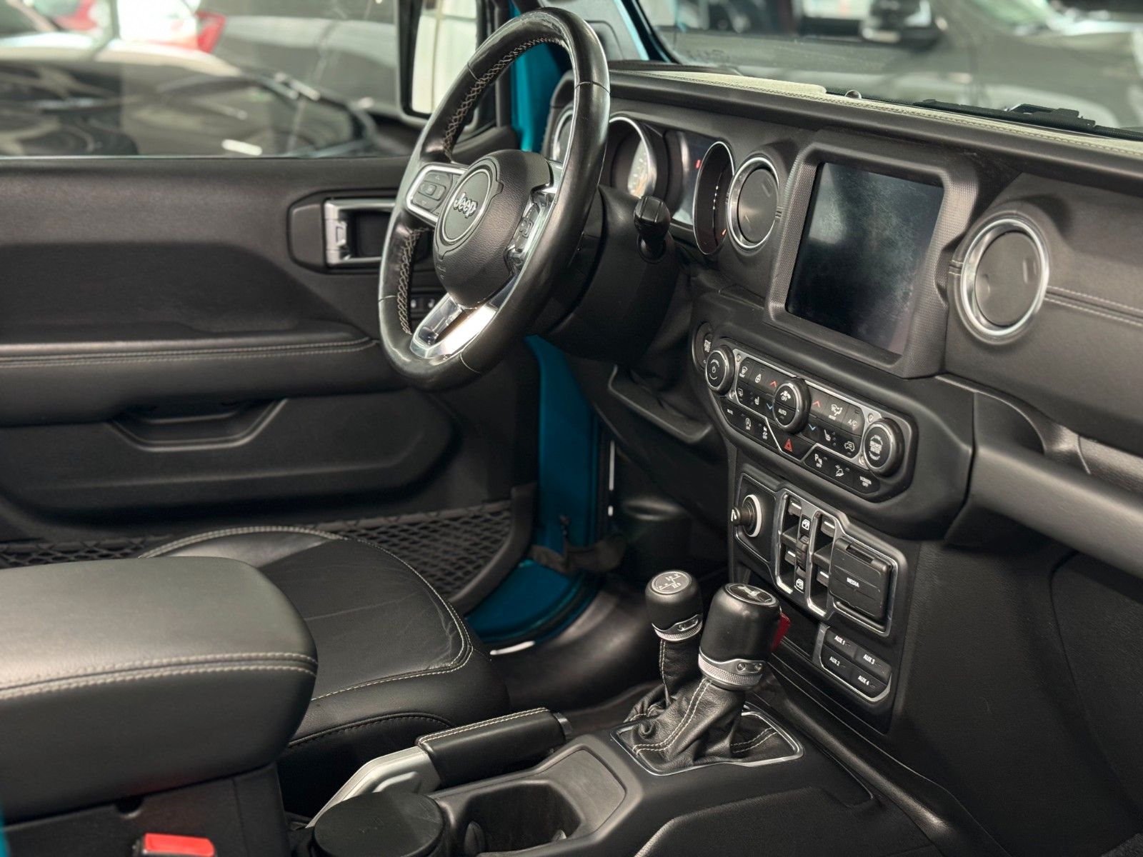Jeep Wrangler 2.2 CRDi Sahara Overland "SkyOne AHK"