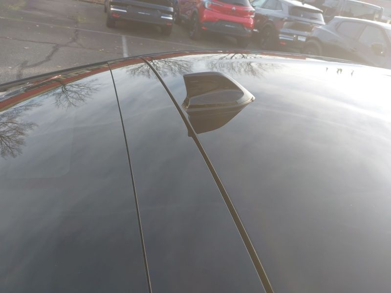Renault ARKANA TECHNO E-Tech Full Hybrid 145 - Samsaru's Car Outlet