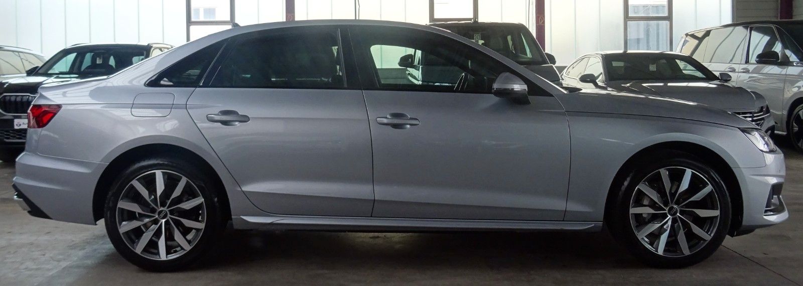Audi A4 40 2.0 TDI QUATTRO*OPTIK SPORT PAKET*