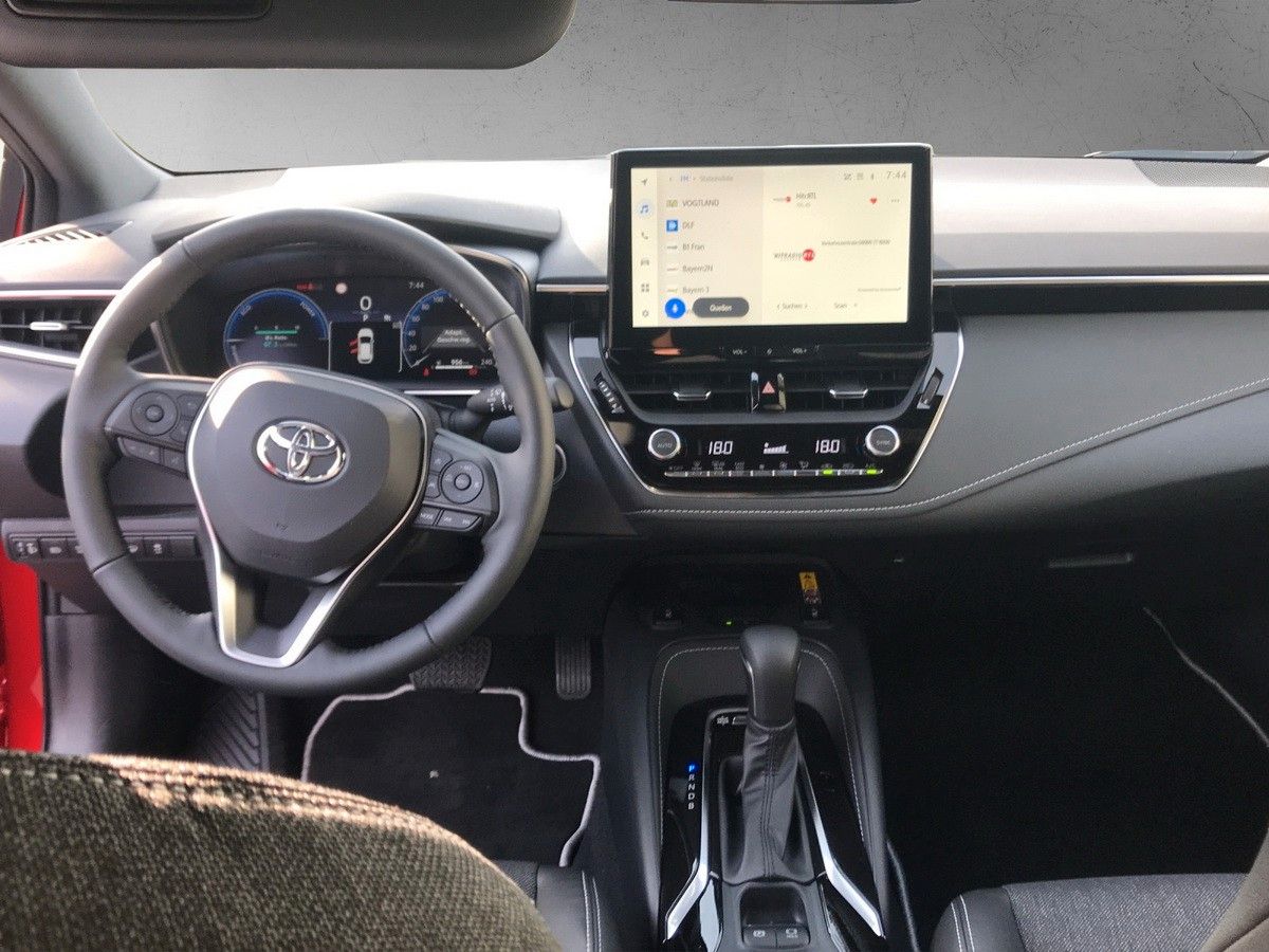 Toyota Corolla 1.8 Hybrid - Samsaru's Car Outlet