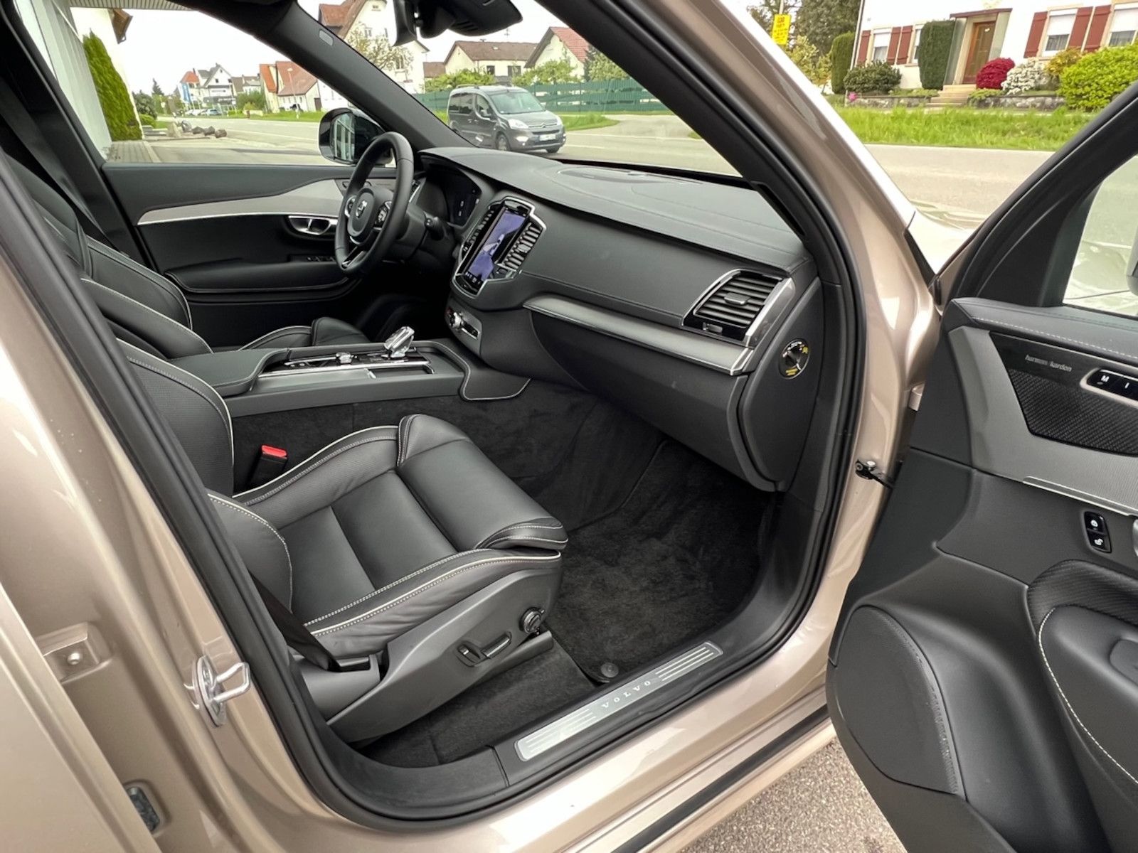 Volvo XC90 B5*Dark*NP  92280*7Sitz*Luftfahrw*Standhzg