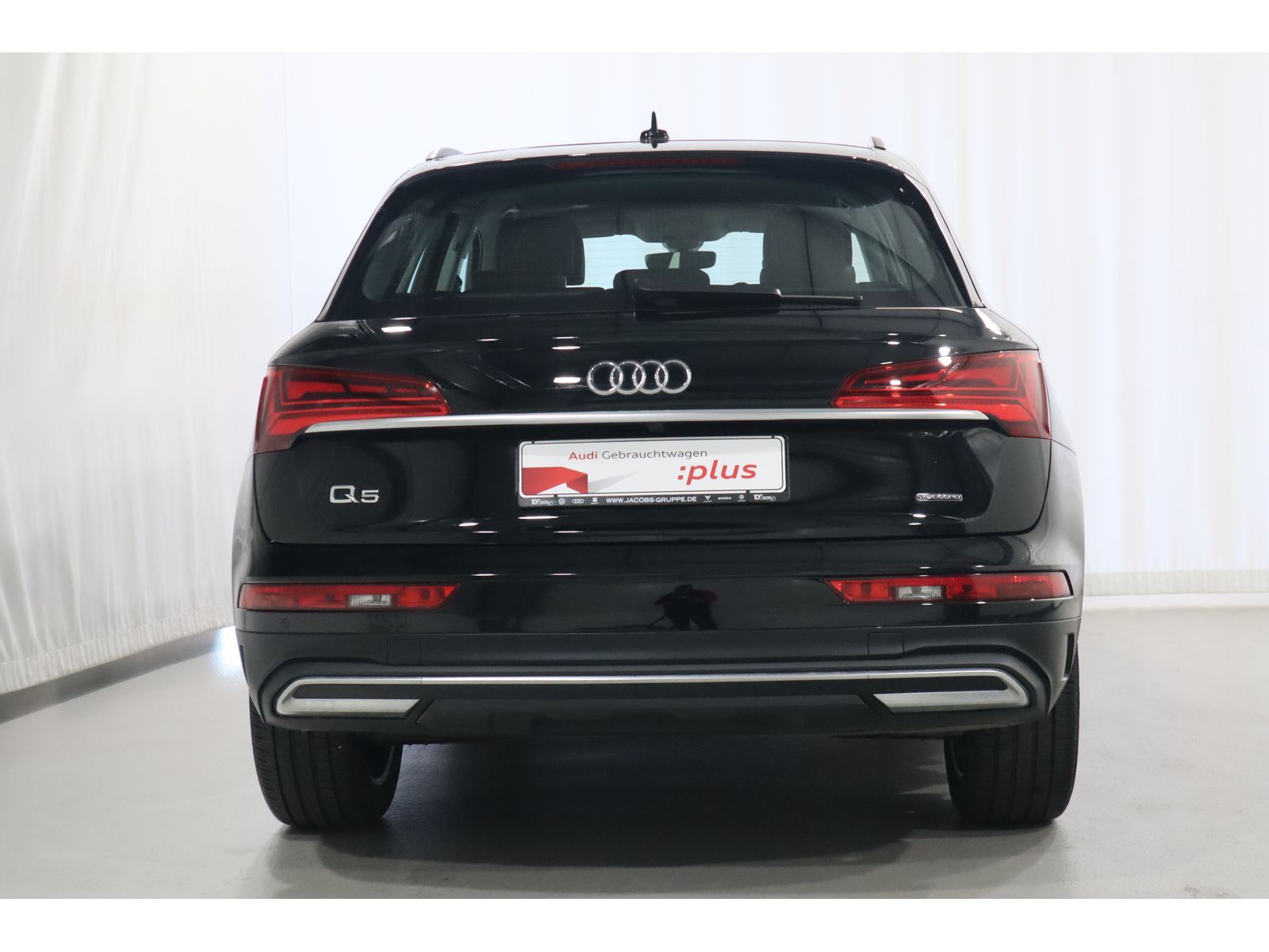 Audi Q5 40 TDI quattro - Samsaru's Car Outlet