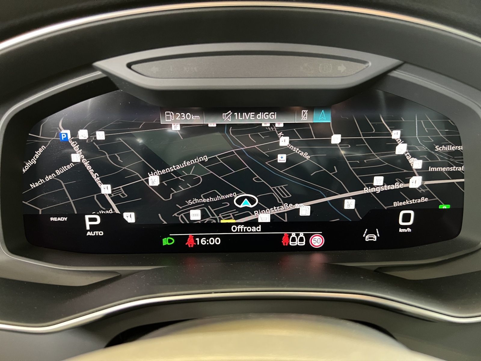 Audi A6 Avant 50 TDI qu. S line AHK Pano Matrix LM 19