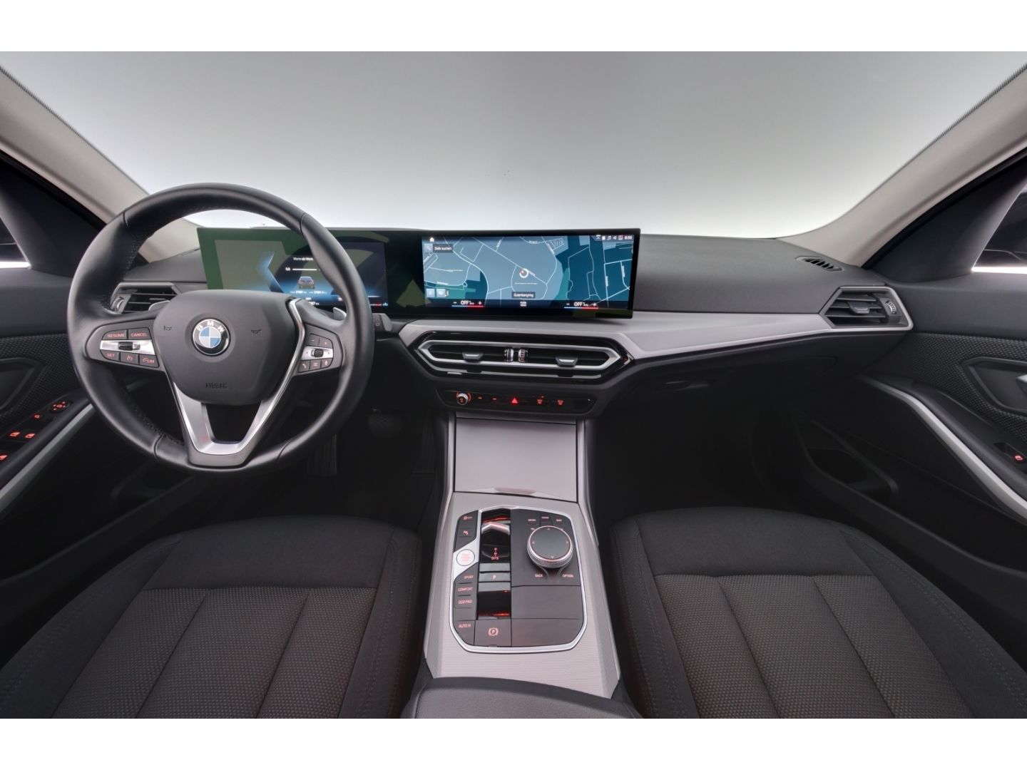 BMW 320 d xdrive Touring - Samsaru's Car Outlet