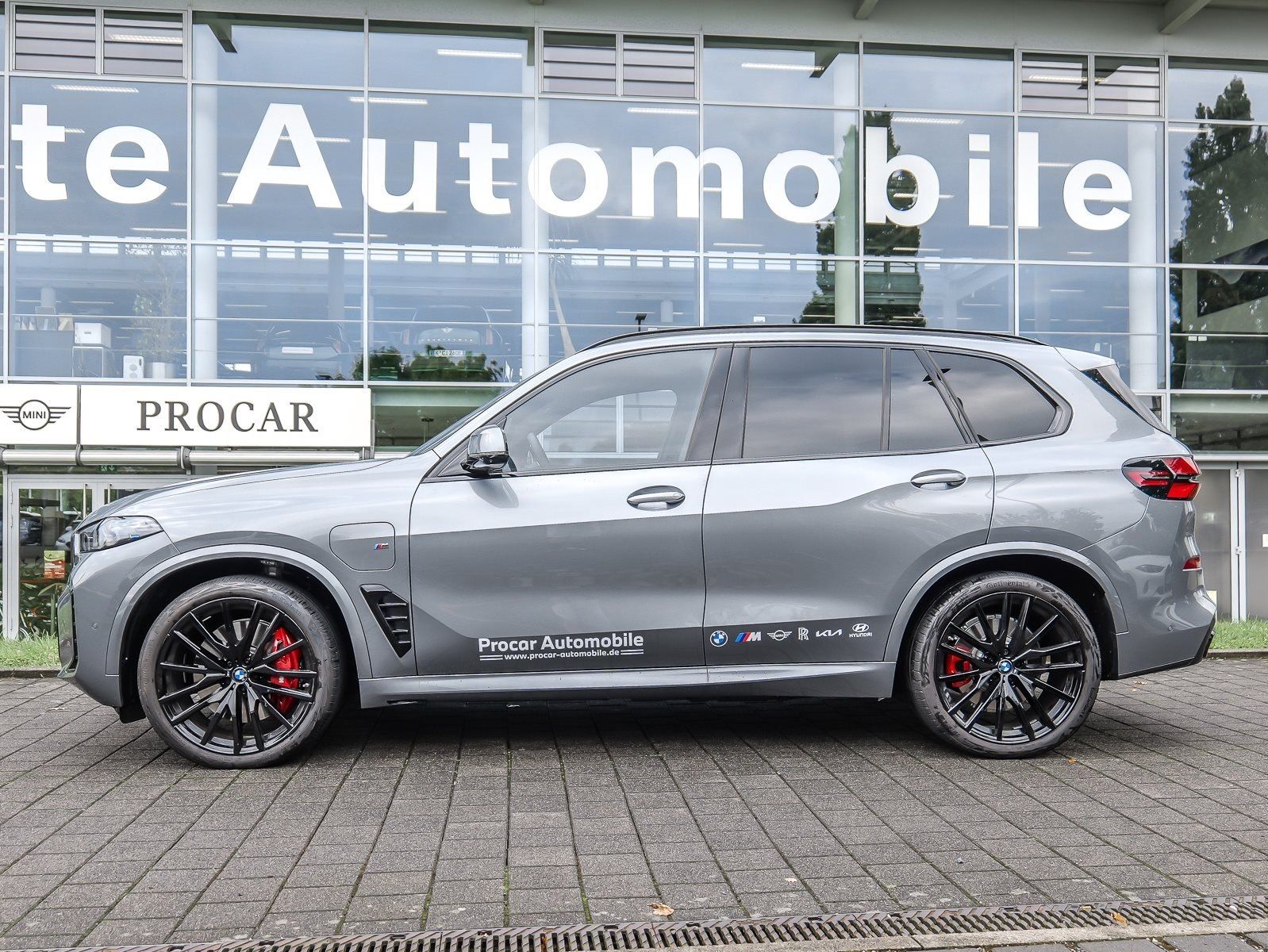 BMW X5 xDrive50e MSport + Pano + DA + PA + AHK