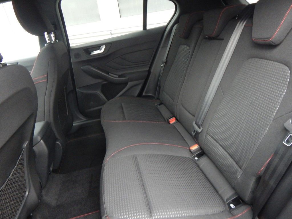 Ford Focus 1.0 EcoBoost Hybrid Aut. ST-LINE X