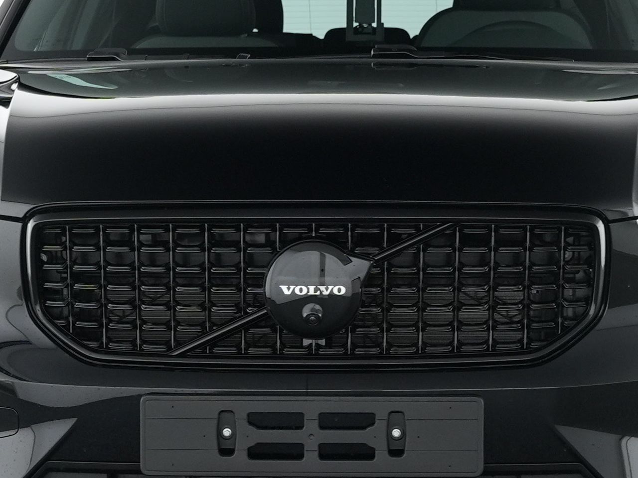 Volvo XC40 B3 Plus Black Edition 2WD !!360°+PANO+ACC!!