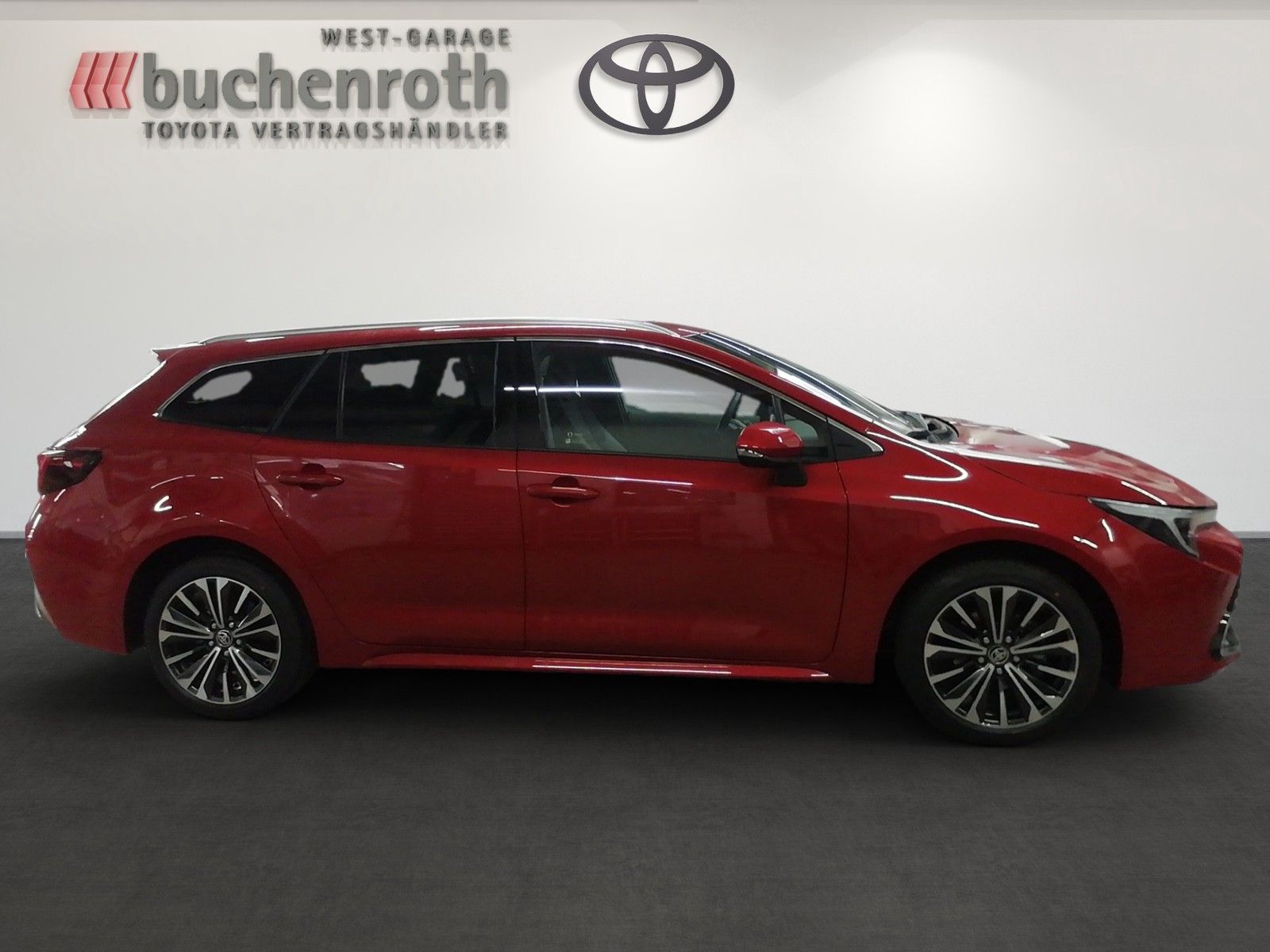 Toyota Corolla TS Teamplayer + Technik Paket Hybrid +-
