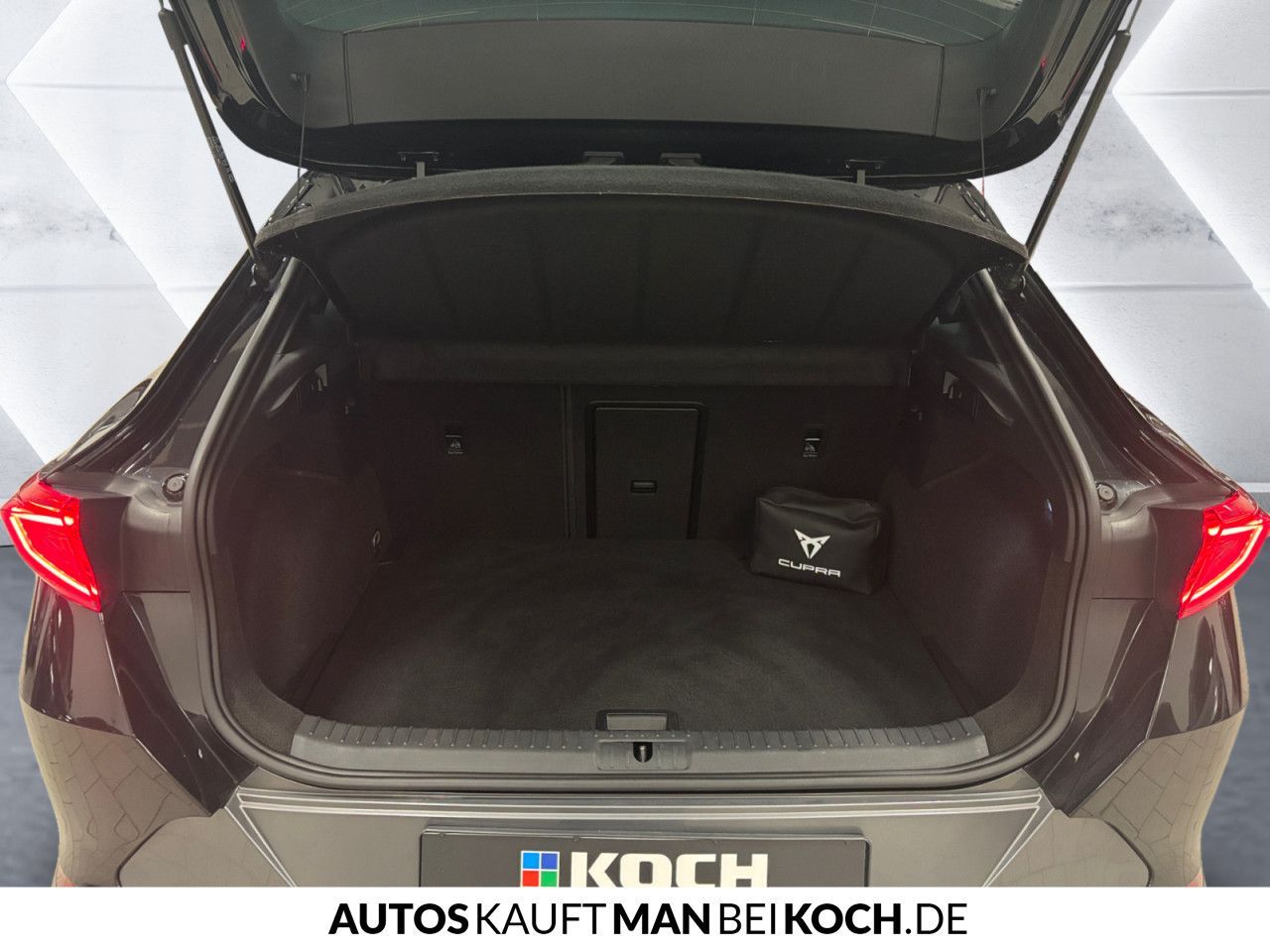 Cupra Formentor 2.0 TSI DSG VZ AHK BEATS LED