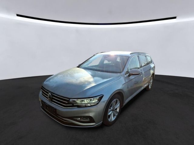 Volkswagen Passat Variant 2,0TDI 4M Business AHK LED Kamera