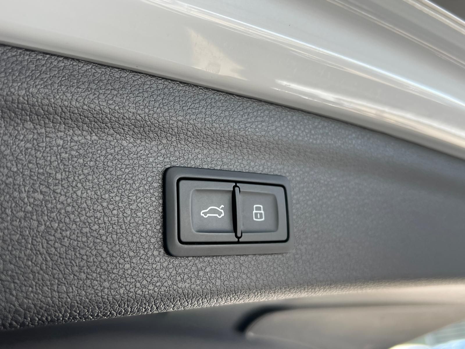 Audi Q3 40 TDI quattro - Samsaru's Car Outlet