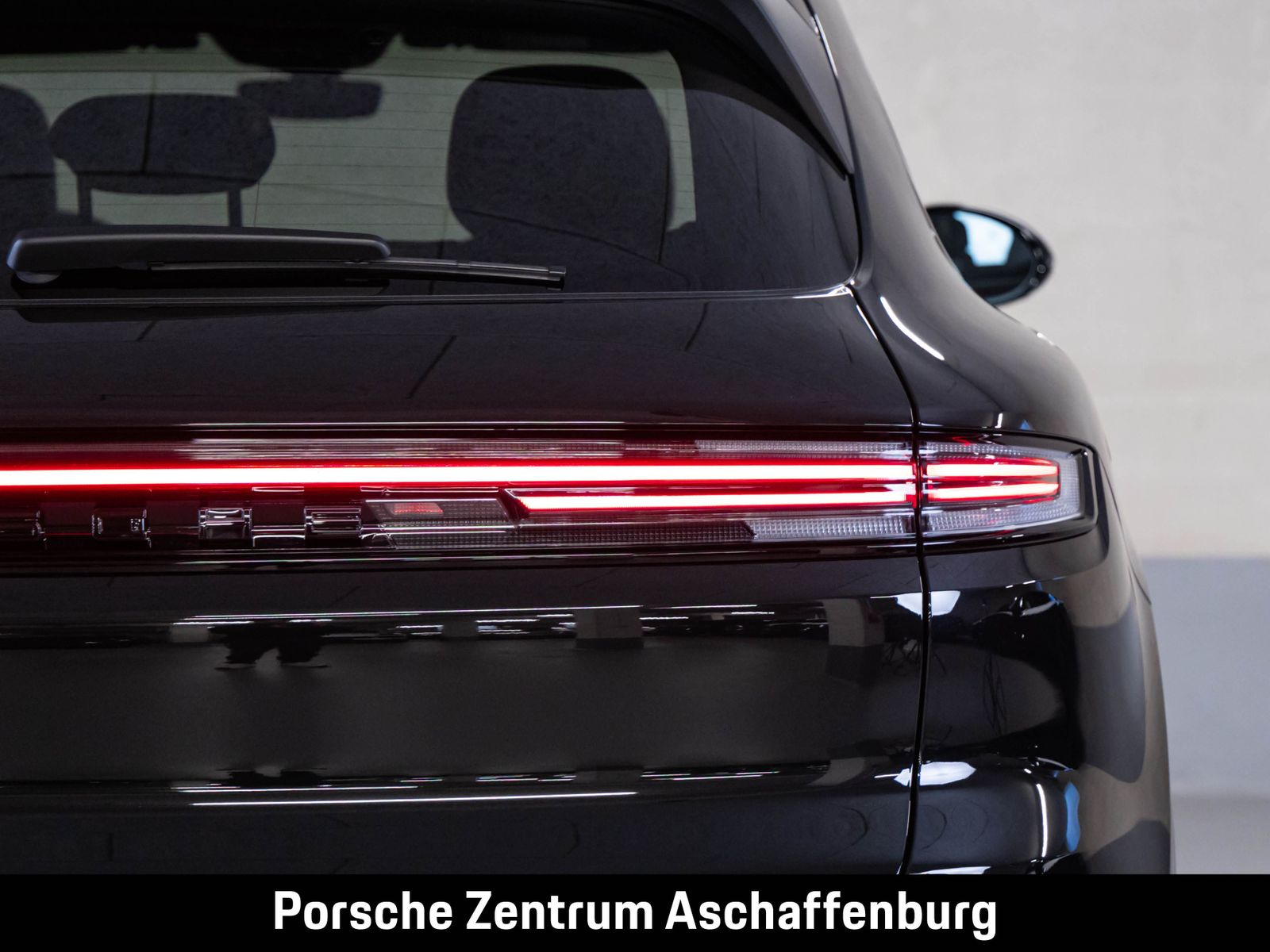 Porsche Cayenne E-Hybrid Panoramadach Luftfederung