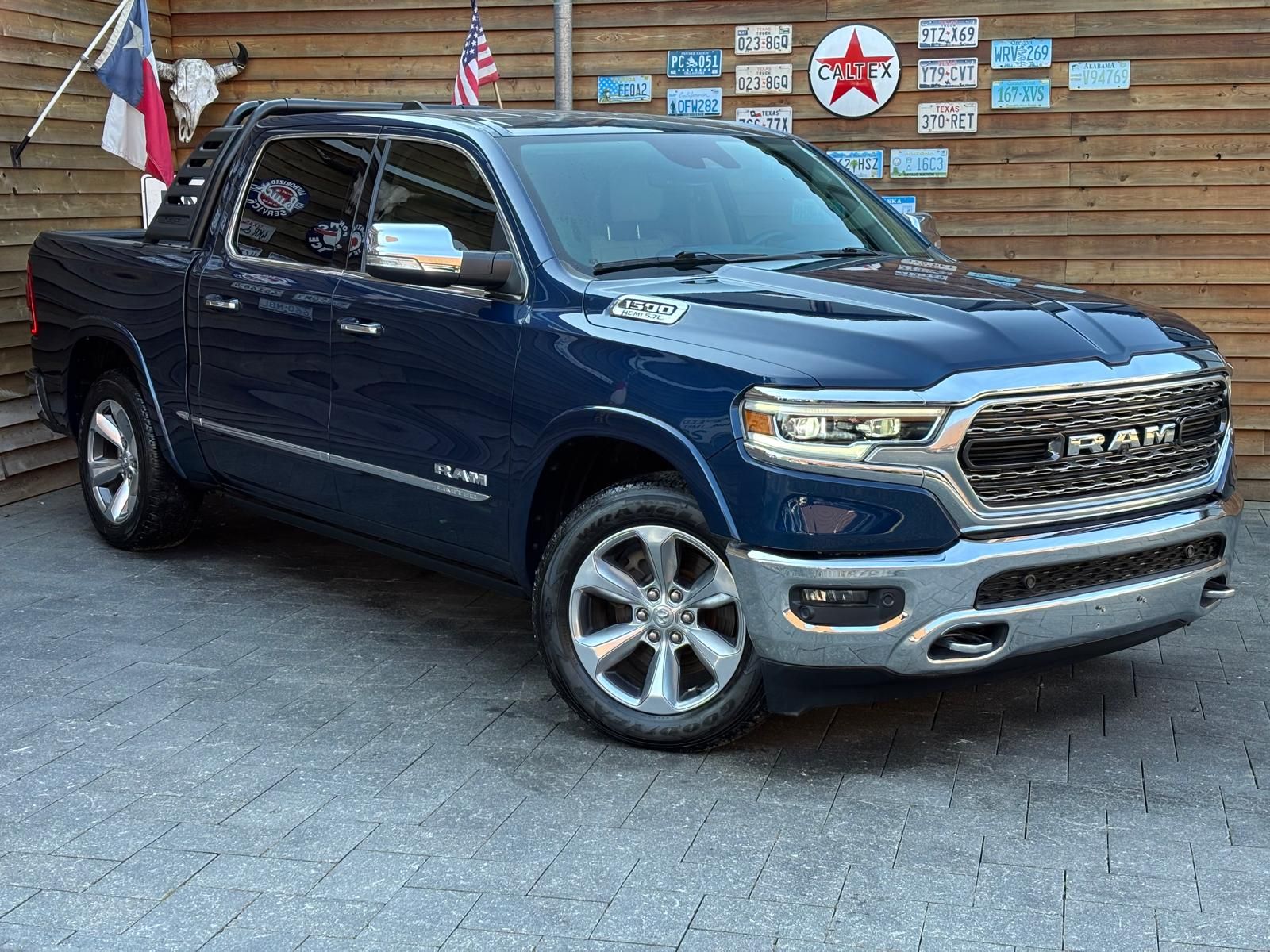 Dodge RAM 1500 5,7 Limited 360° 12´´ Navi H&K AHK