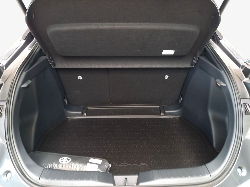 Toyota C-HR 1.8 Hybrid Teamplayer /LED/Technik-P./Rückf