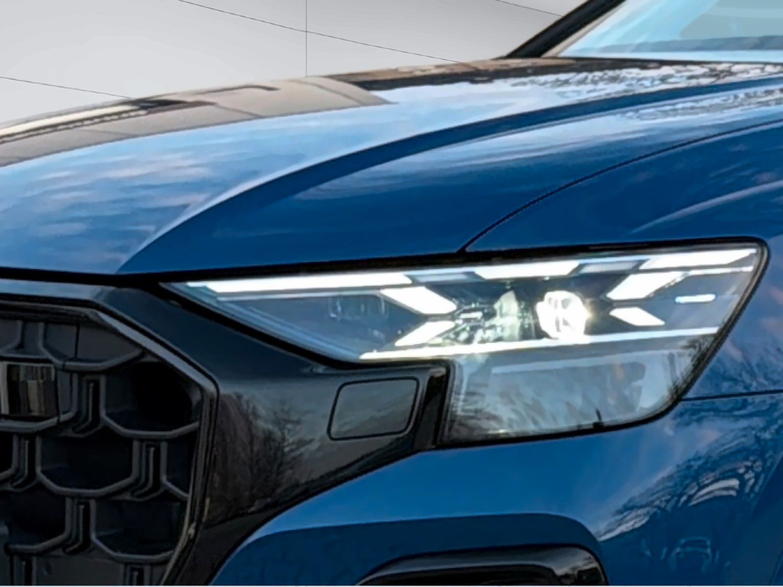 Audi Q8 50 TDI quattro S line 21"  Valcona B&O Laser