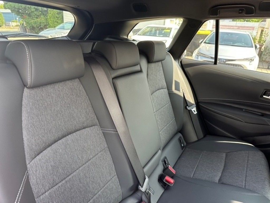 Toyota Corolla 2.0 Hybrid Touring Sports Teamplayer (ZE
