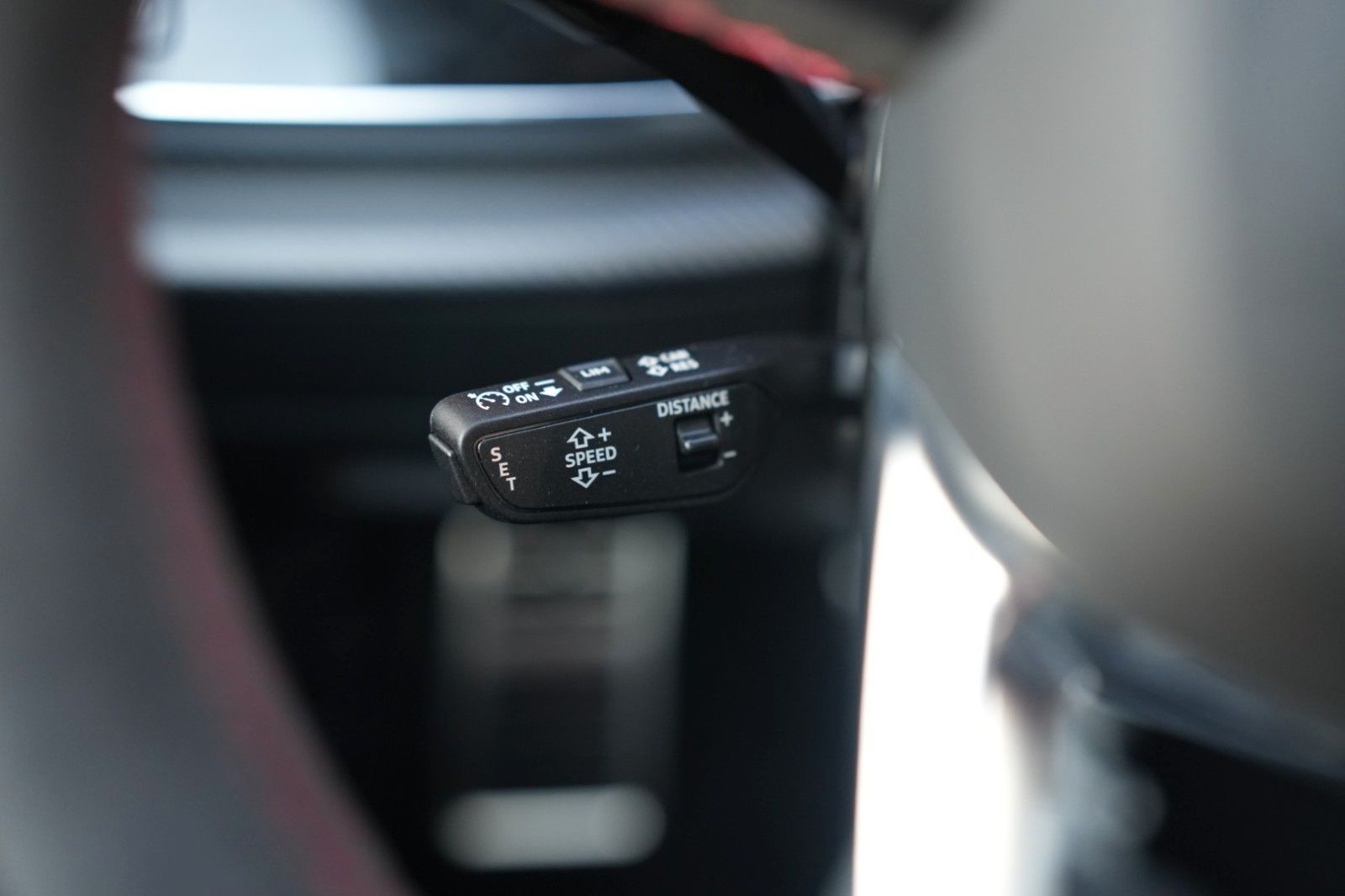 Audi RS Q8 4.0 TFSI quattro *23"*CARBON*EXCLUSIVE*B&O