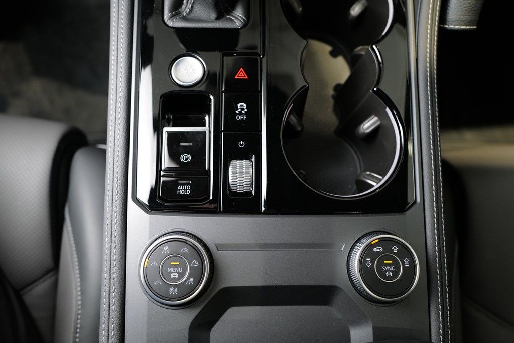 Volkswagen Touareg 3.0TDI R-Line BlackStyle Allradlenk StdH