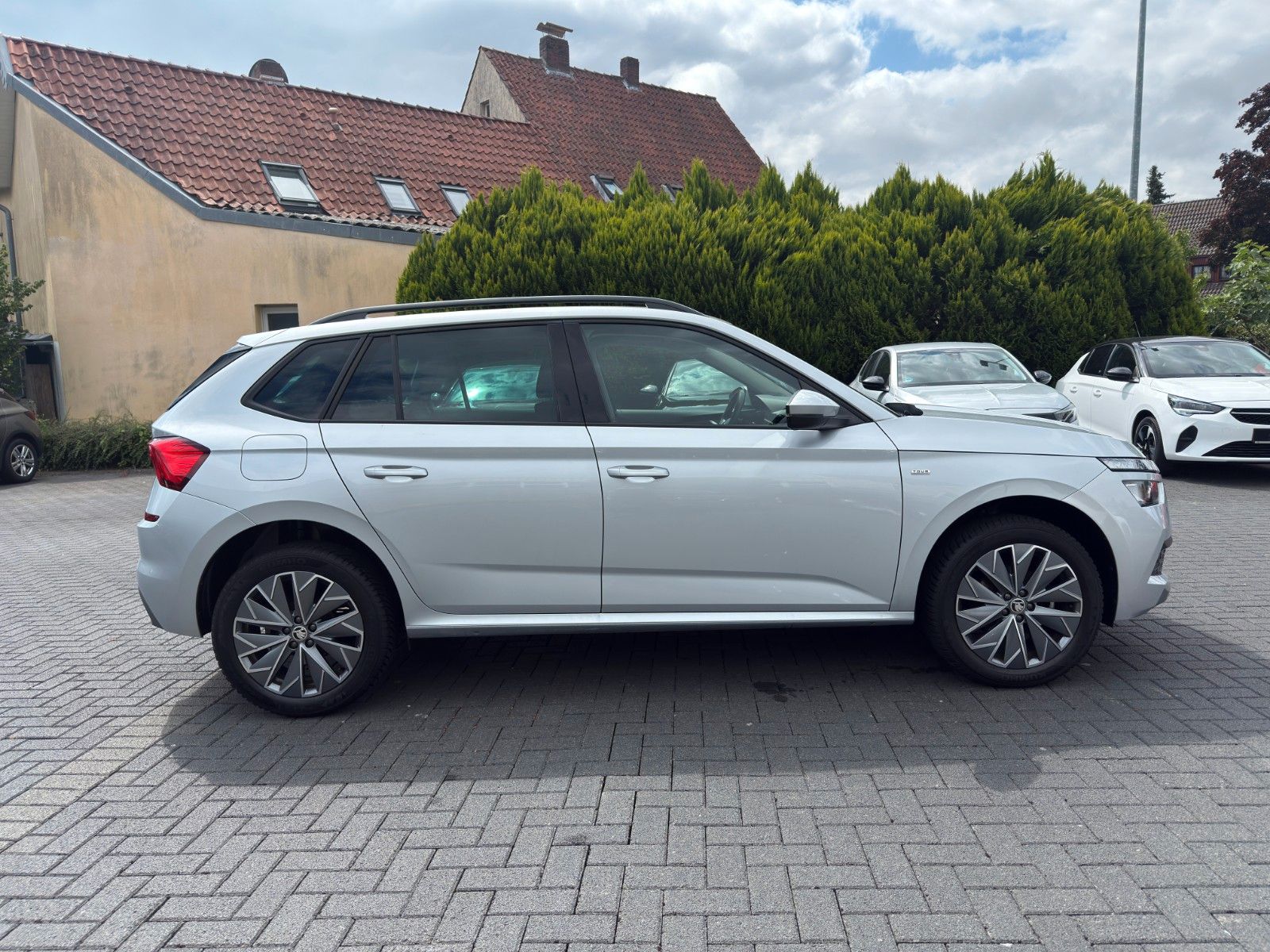 Skoda Kamiq - Samsaru's Car Outlet