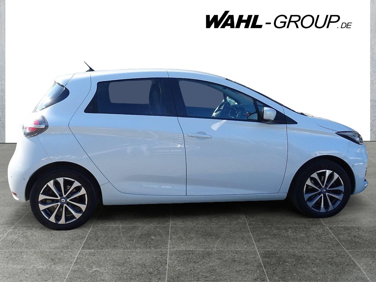 Renault Zoe Z.E. 50 Intens - Samsaru's Car Outlet