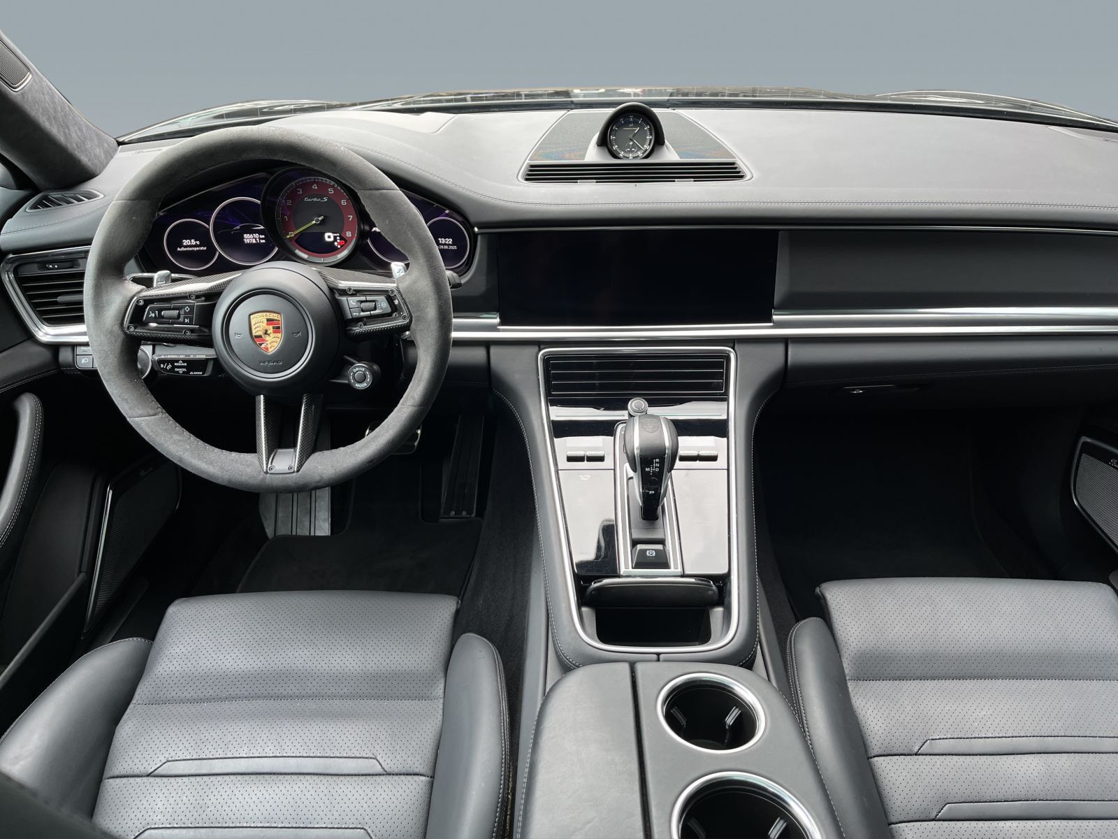 Porsche Panamera Turbo S E-Hybrid Sport Turismo Burmeste