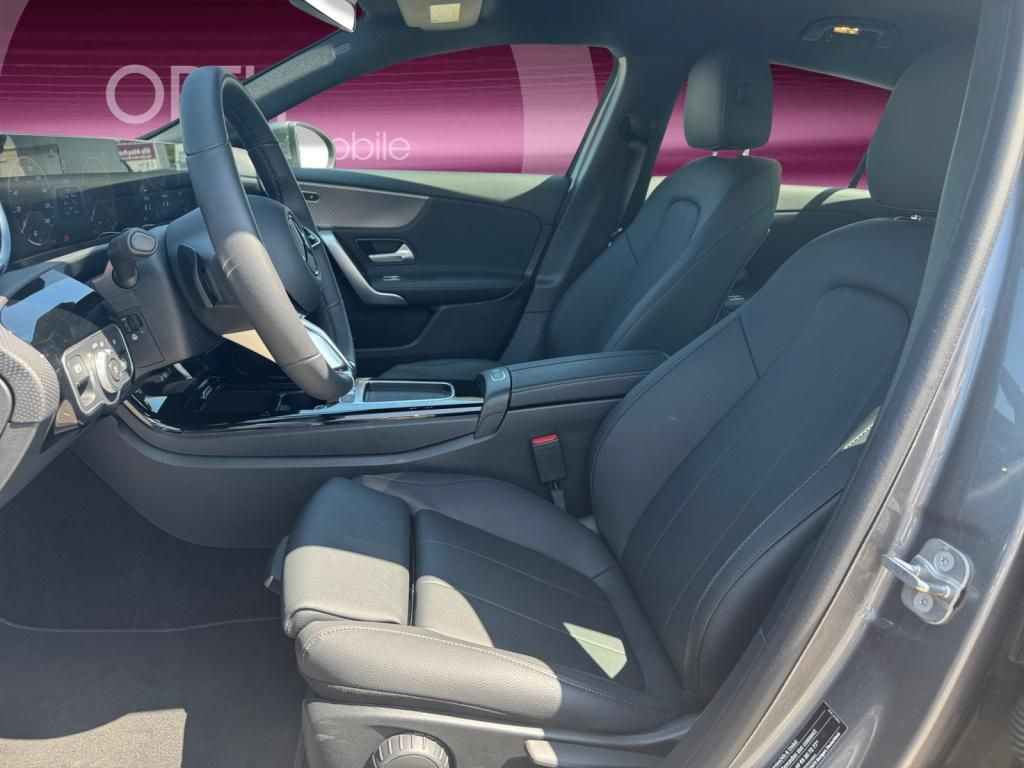 Mercedes-Benz A 180 7G-DCT Progressive - Samsaru's Car Outlet
