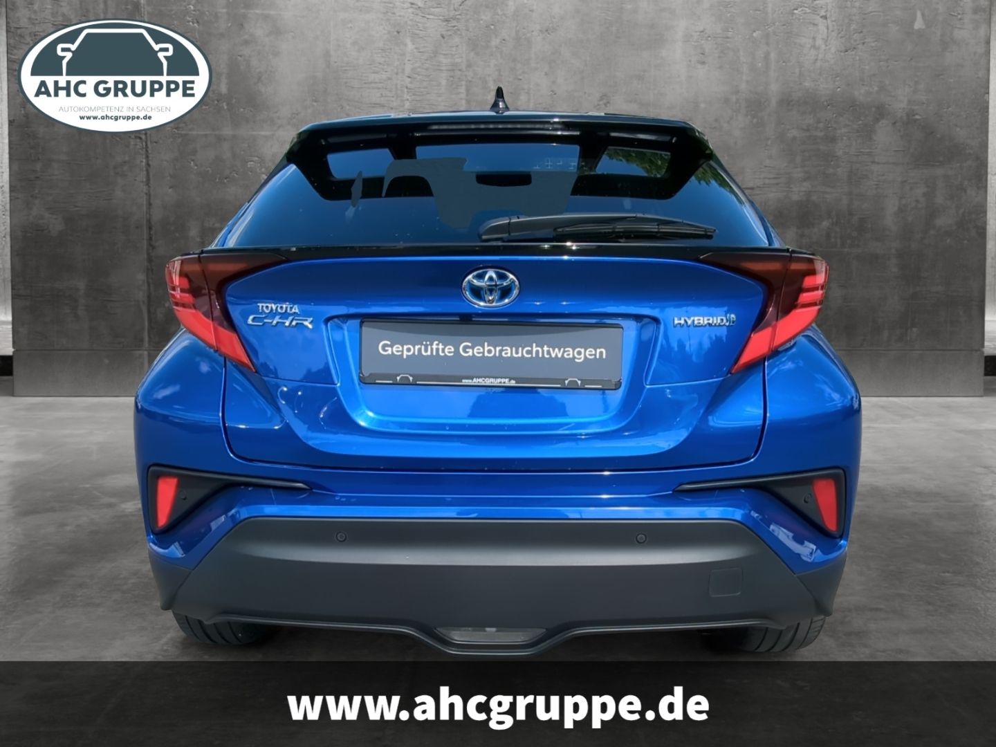Toyota C-HR Hybrid - Samsaru's Car Outlet