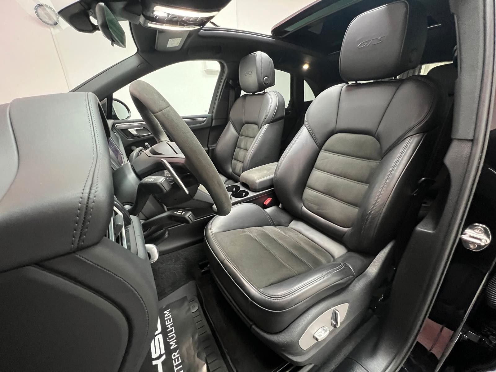 Porsche Macan GTS - Samsaru's Car Outlet