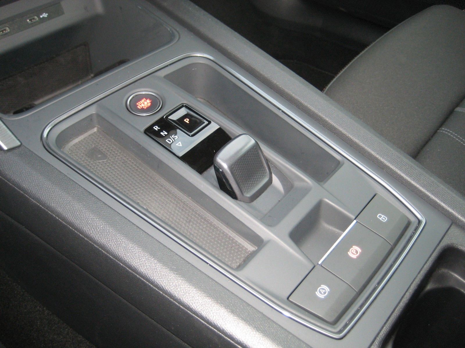 Cupra Formentor VZ 1.4 e-HYBRID DSG/LED/NAVI/SHZ/AHK