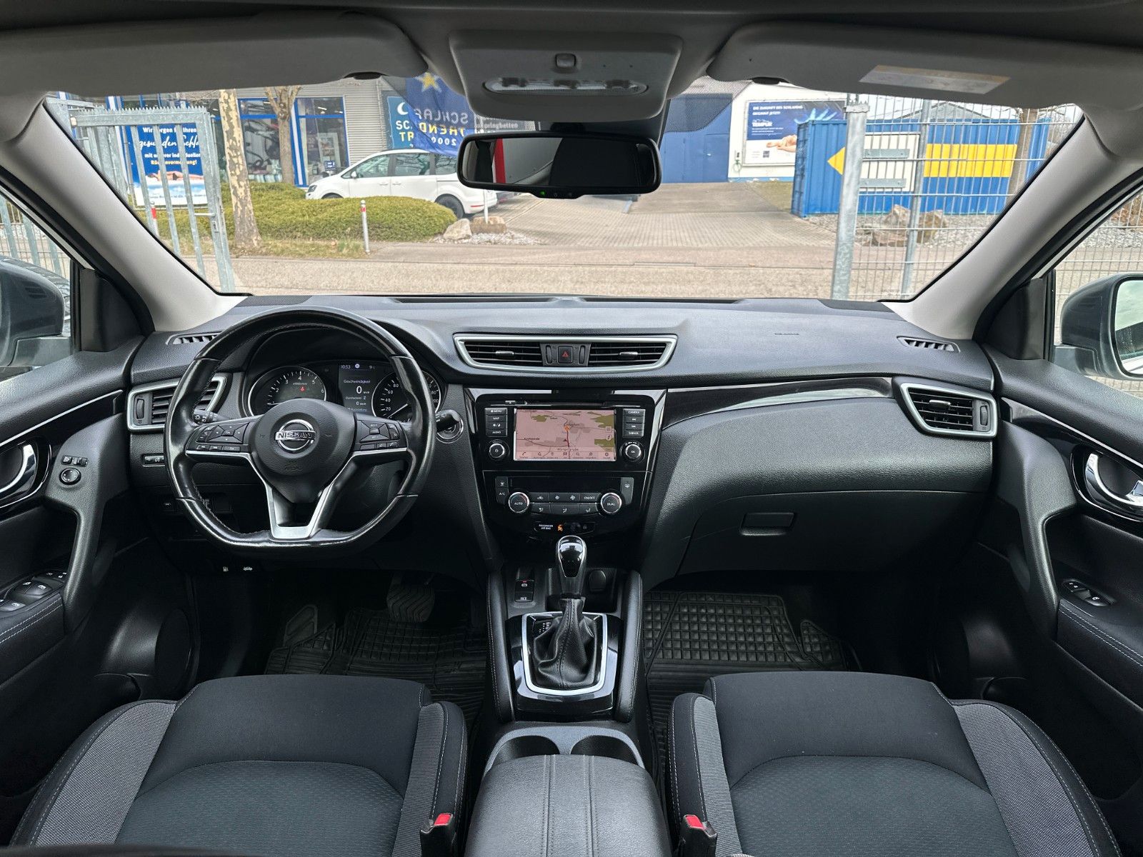 Nissan Qashqai 1.3 - Samsaru's Car Outlet