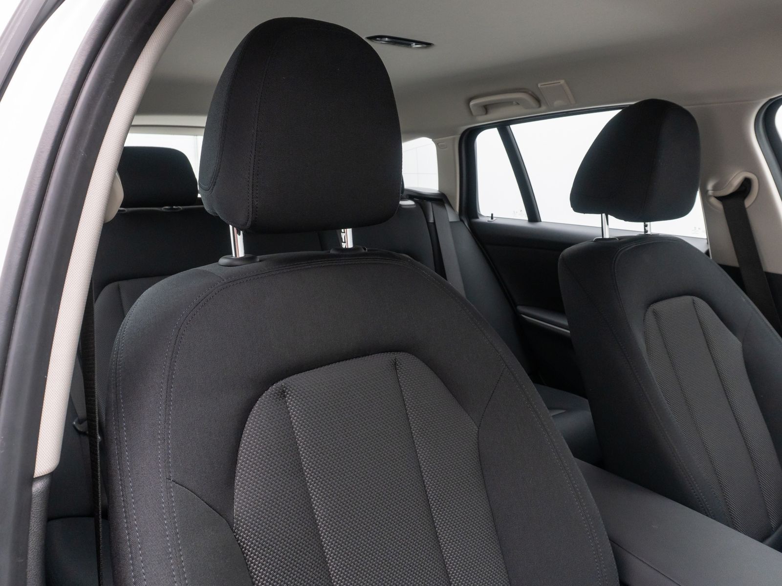 BMW 320d Advantage - Samsaru's Car Outlet