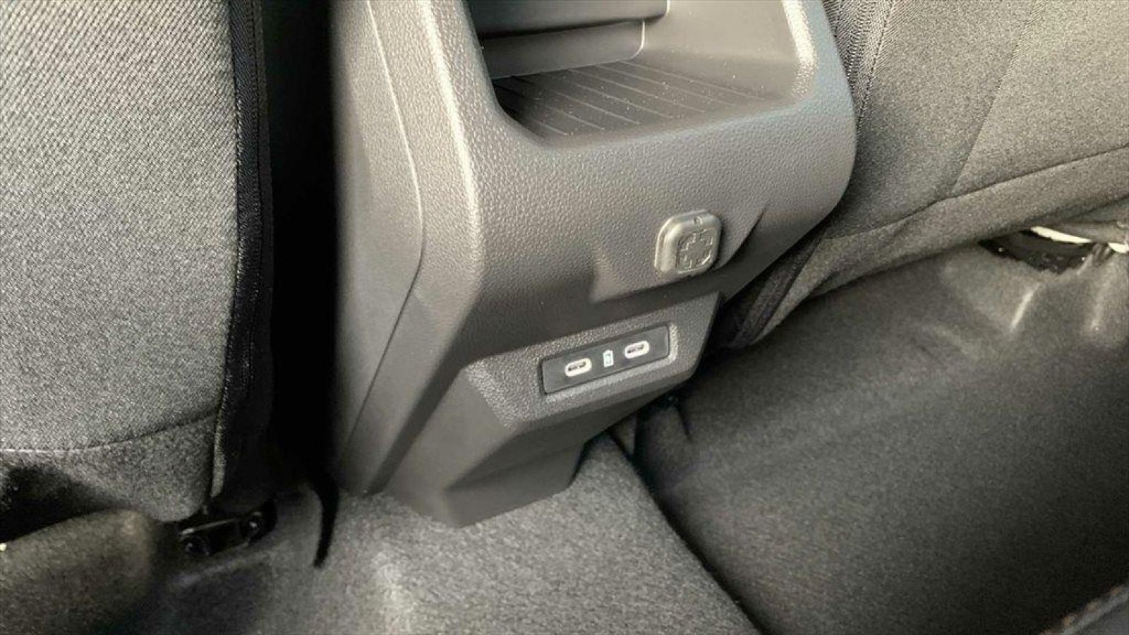 Dacia Duster III 1,6 Hybrid 140 Extreme - Samsaru's Car Outlet