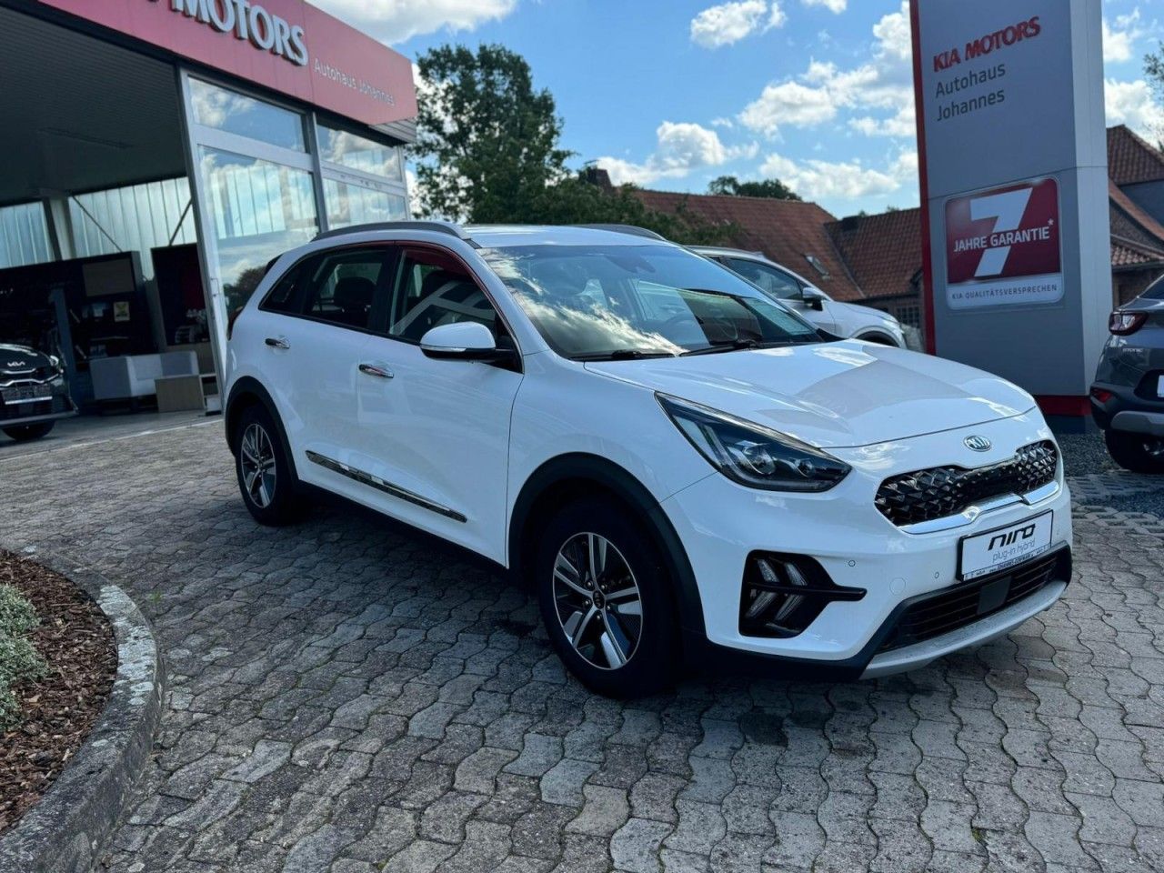 Kia Niro PHEV 1.6 DCT Vision - Samsaru's Car Outlet