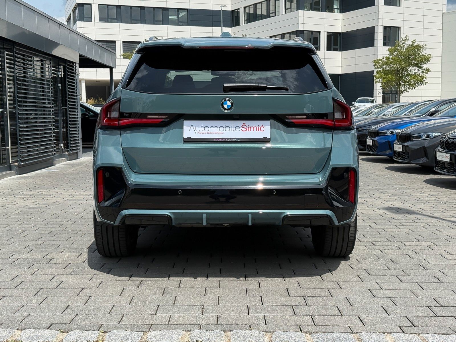 BMW X1 23 d xDrive M Sport - Samsaru's Car Outlet